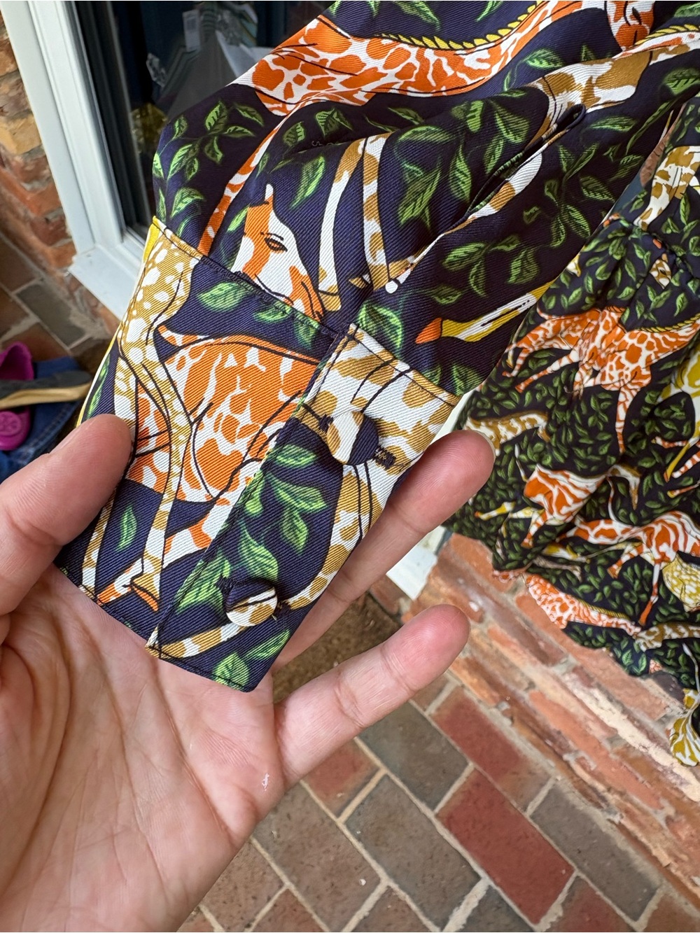 J. Crew Giraffe Print Ruffled Medium - Picture 7 of 9